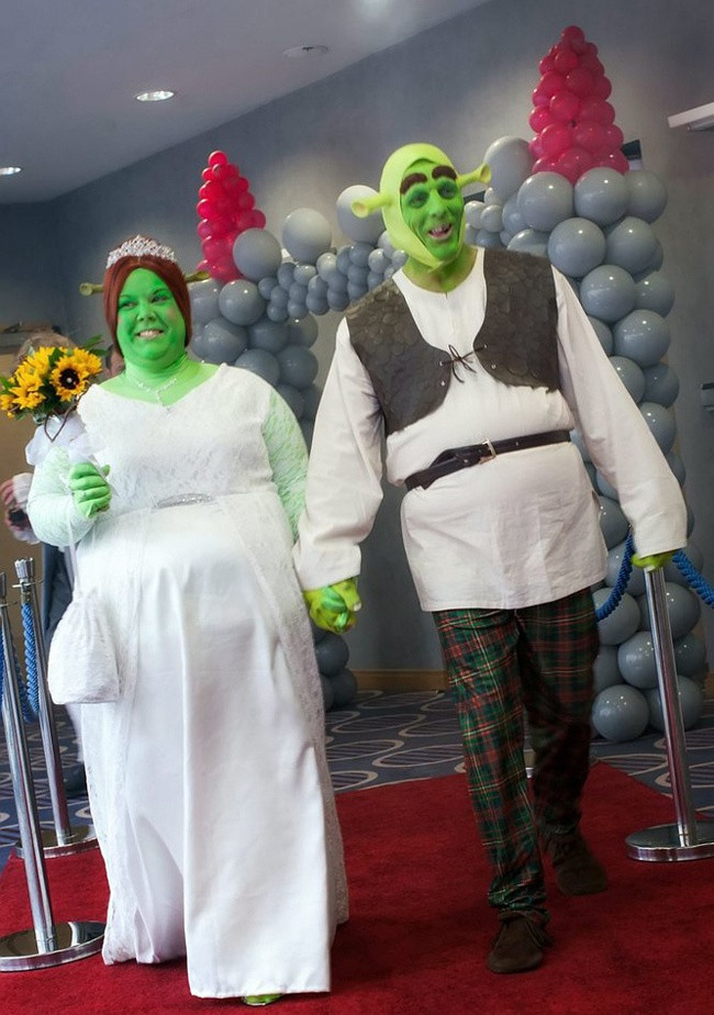 Shrek Themed Wedding
 17 Best images about Themed Weddings on Pinterest