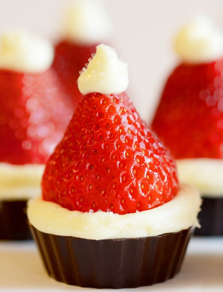 Simple Dessert Ideas For Dinner Party
 Santa Hat Mini Cheesecake Recipe – Christmas Party Dinner