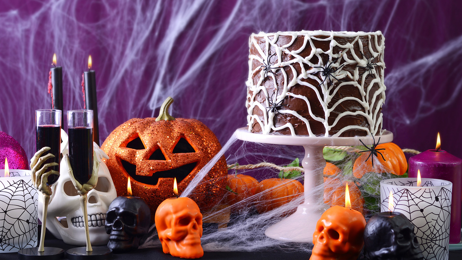 Simple Halloween Party Ideas
 Easy DIY decorations for your Halloween party TODAY