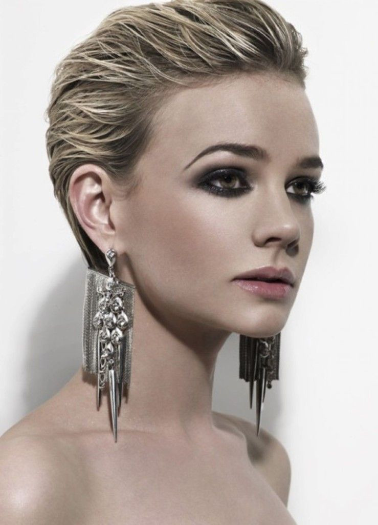 Slicked Back Hairstyle Women
 Pin on Hairstyles