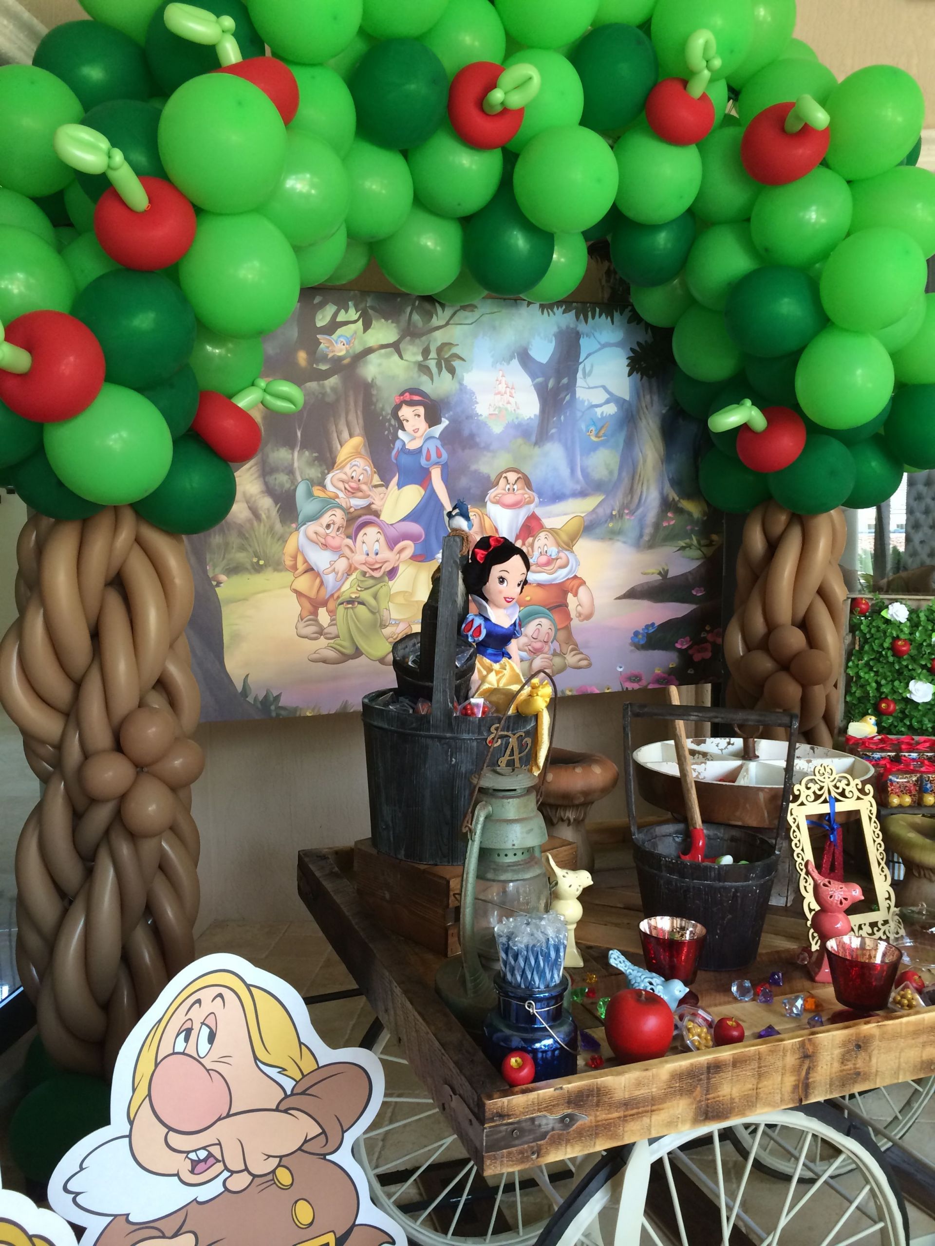 Snow White Birthday Decorations
 Pin by JOAN HAGEDORN on Balloon Trees in 2019