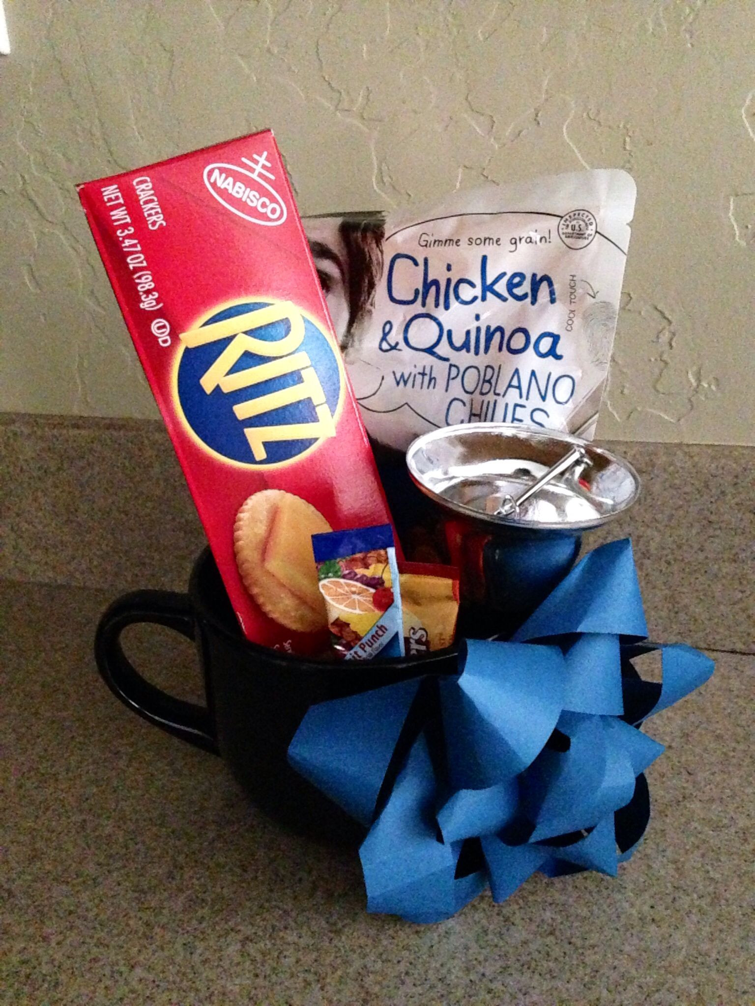 Soup Gift Basket Ideas
 DIY "Get Well Soon" Care Gift Idea Cambell s Soup Bag