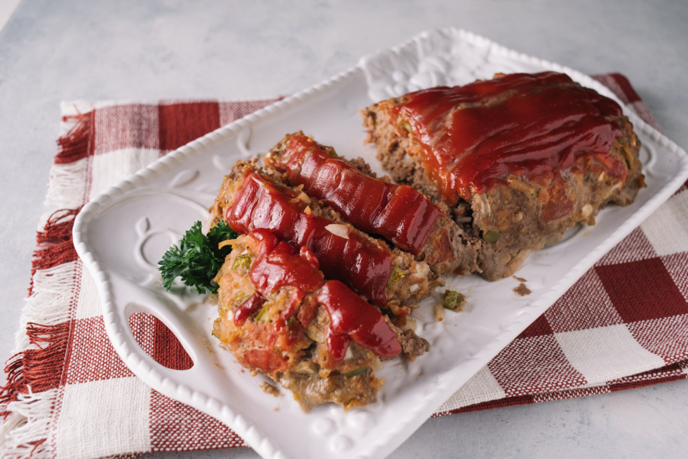 Southern Meatloaf Recipe With Crackers
 Better Than Cracker Barrel s Meatloaf