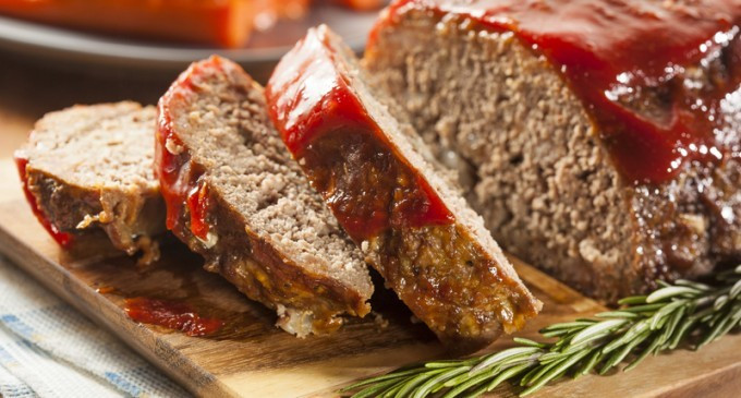 Southern Meatloaf Recipe With Crackers
 Paula Deen’s Good Ol’ Fashioned Southern Meatloaf