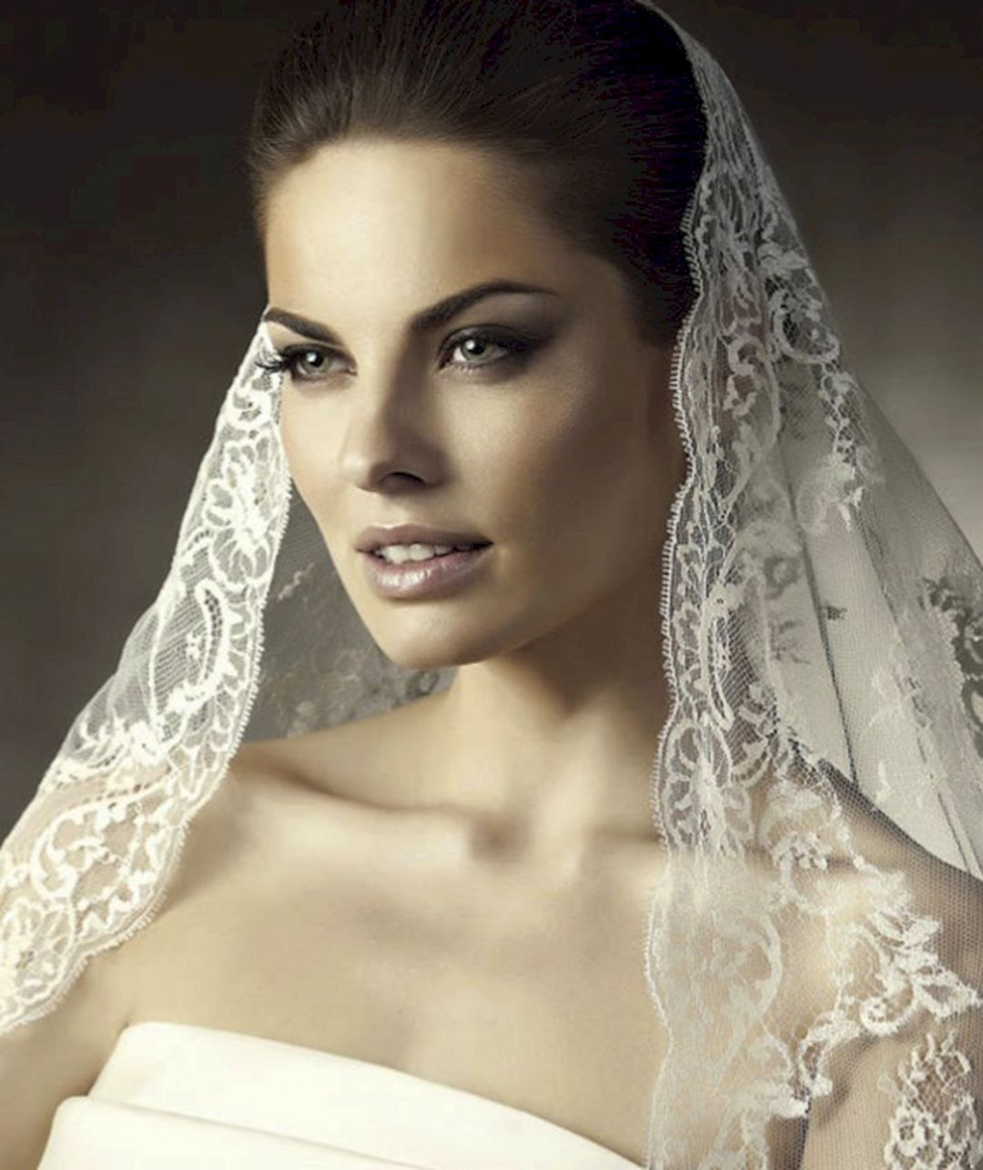 Spanish Mantilla Wedding Veil
 Spanish Lace Mantilla Weddings Veil – OOSILE