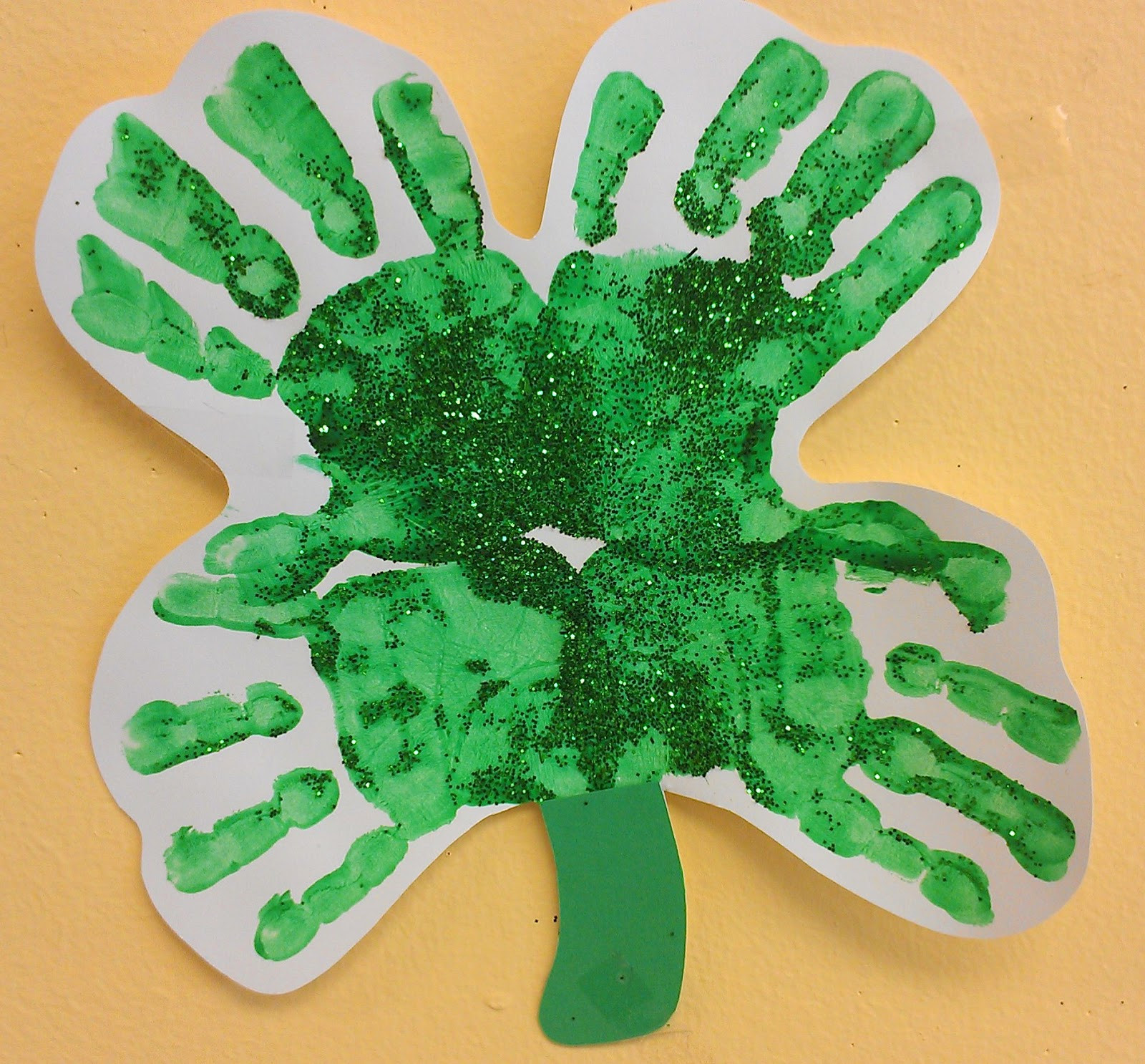 St Patrick Day Crafts For Preschoolers
 Preschool Ideas For 2 Year Olds St Patrick s Day