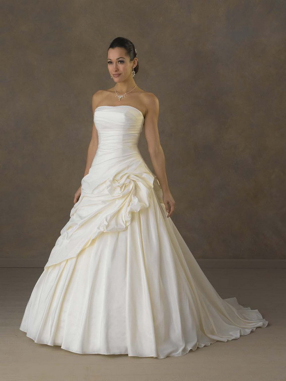 Strapless Wedding Gowns
 Top Fashion For All Strapless Wedding Dresses 2012
