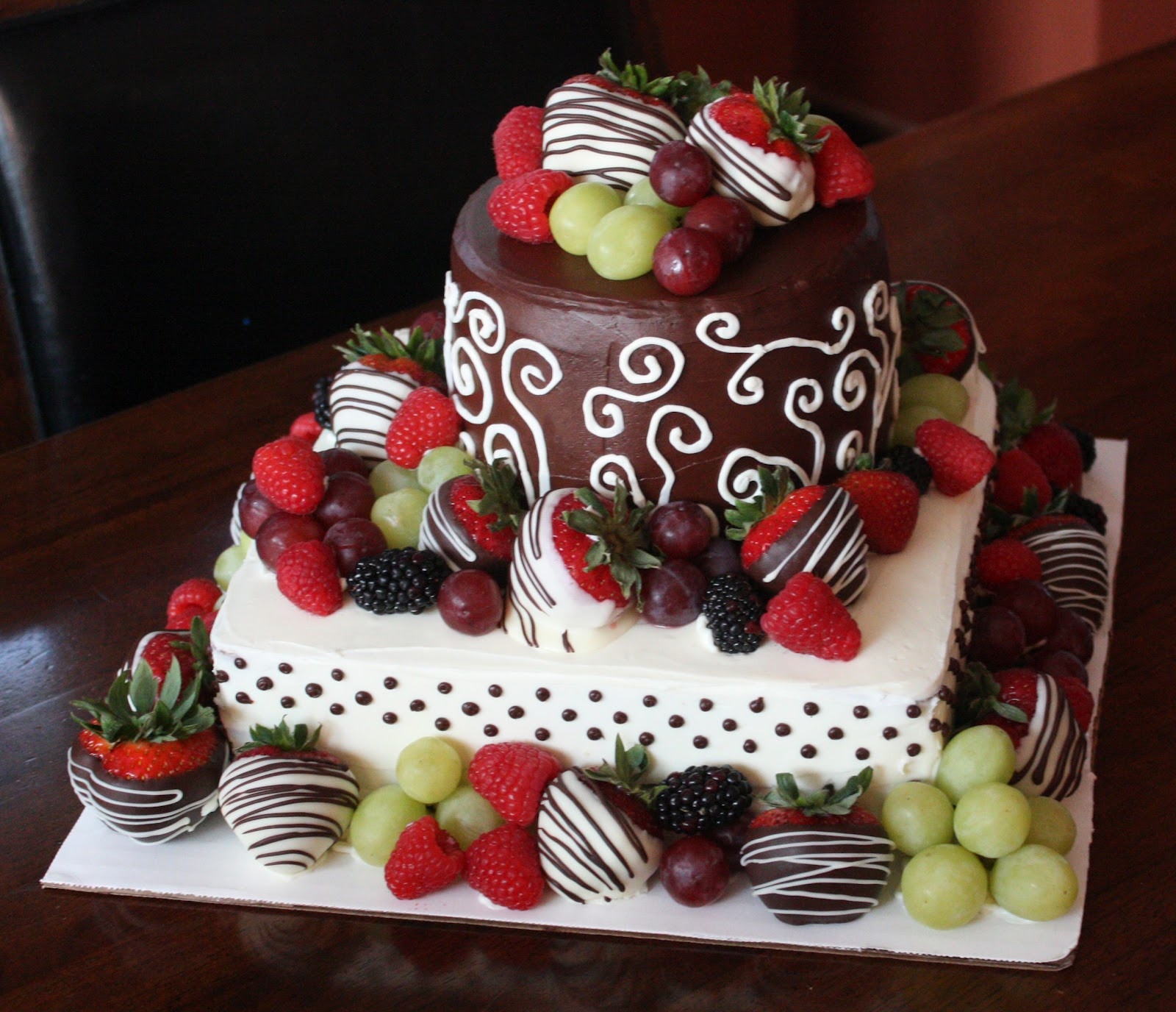 Strawberry Birthday Cakes
 Straight to Cake 40th Birthday Cake