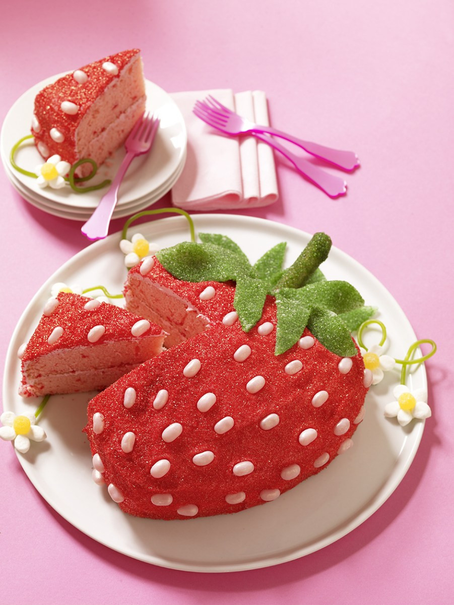 Strawberry Birthday Cakes
 STRAWBERRY CAKE FOREVER – Hello Cupcake