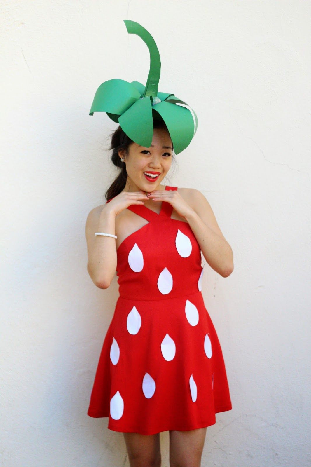 Strawberry Costume DIY
 strawberry Halloween costume studiodiyincostume