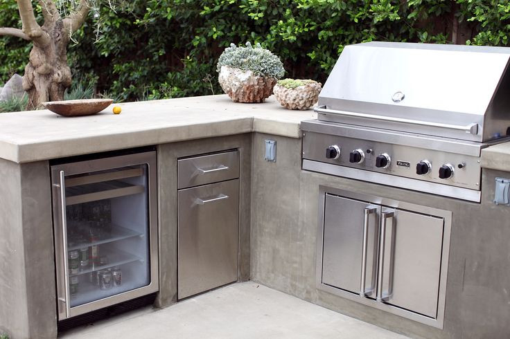 Stucco Outdoor Kitchen
 Built in BBQ Smooth Stucco Face and a Colored Concrete