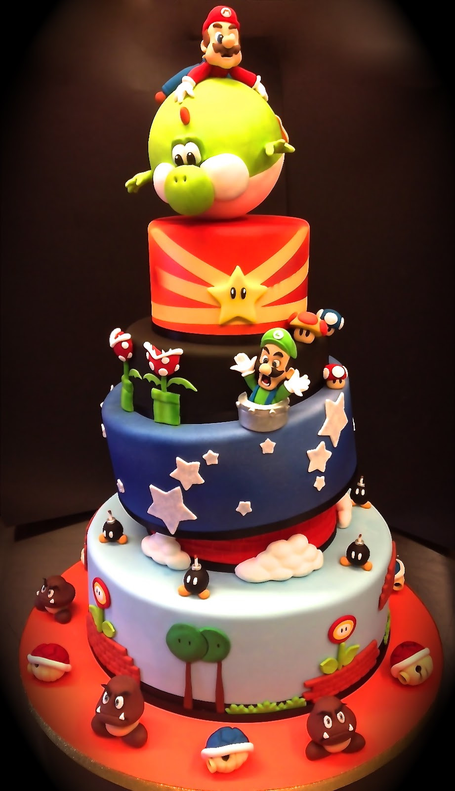 Super Mario Birthday Cake
 Geek Art Gallery Sweets Super Mario Cake