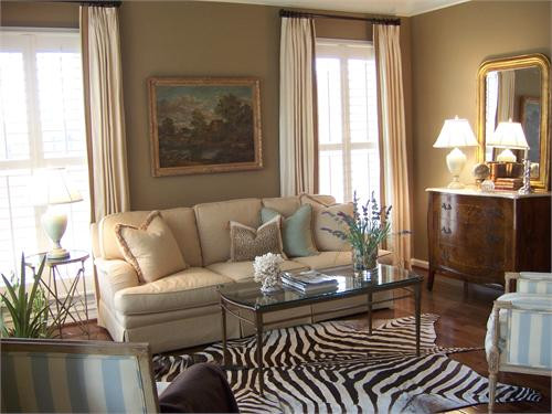Taupe Living Room Walls
 Taupe Living Room Walls Traditional living room