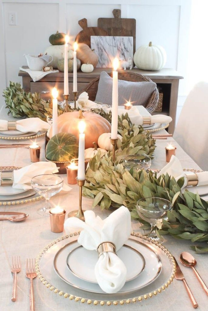 Thanksgiving Table Decorations Pinterest
 9 Beautiful Simple Thanksgiving Table Ideas Uptown