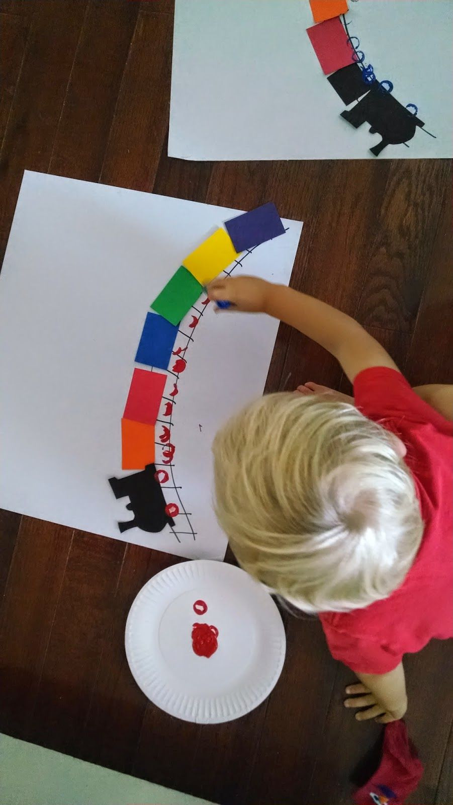 Toddler Craft Activity
 Toddler Approved