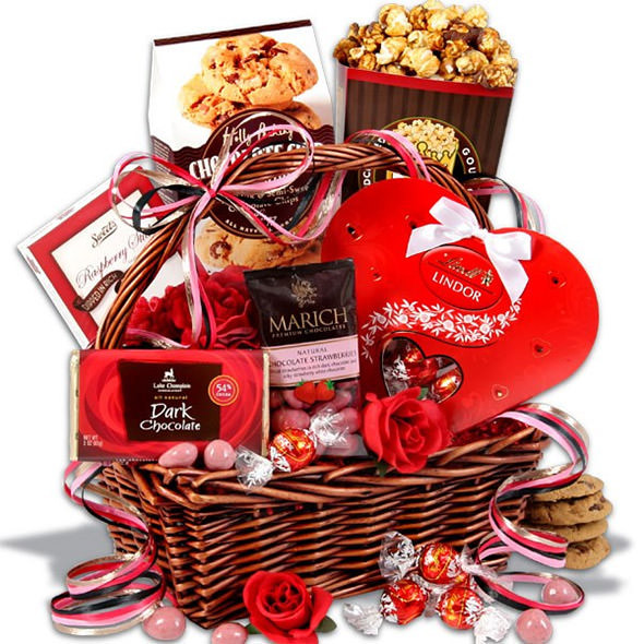 Valentine Day Gift Baskets Ideas
 25 Valentine’s Day Gifts for your Girlfriend