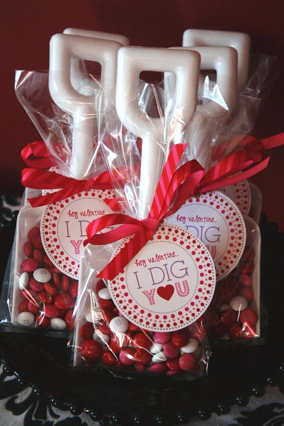 Valentine Gift Ideas For Preschool Class
 25 Creative Classroom Valentines