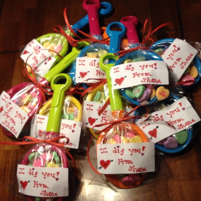 Valentine Gift Ideas For Preschool Class
 Preschool Valentines or beach theme party favors