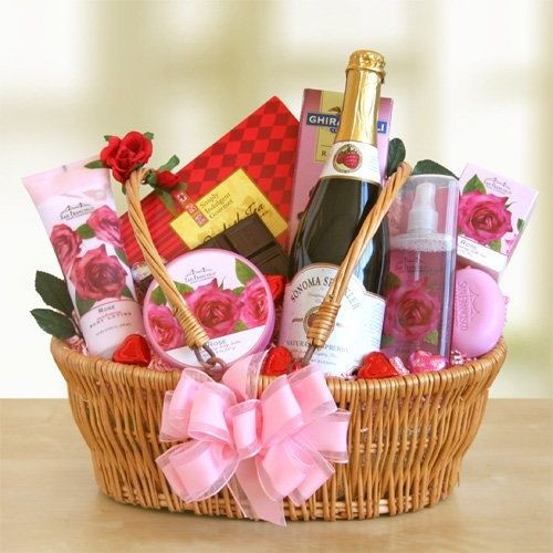 Valentine'S Day Gift Basket Ideas
 Valentine s Day Gifts Making a Personalized Gift Basket