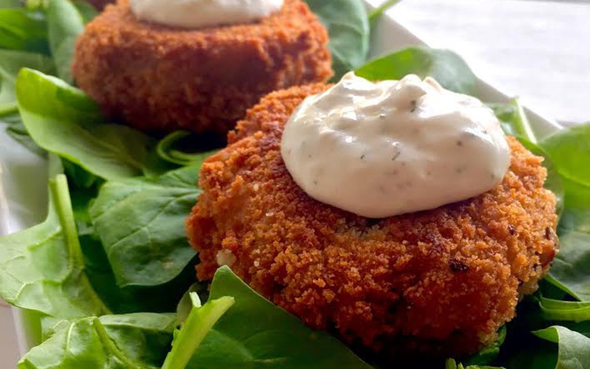 Vegan Crab Cakes Hearts Of Palm
 Battered Hearts of Palm Crab Cakes With Tartar Sauce