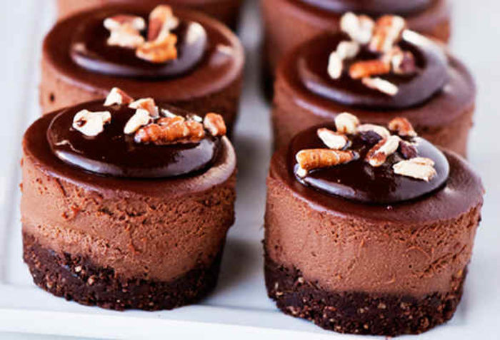 Vegan Holiday Desserts
 Sweet and Delicious 10 Mindblowing Vegan Holiday Desserts