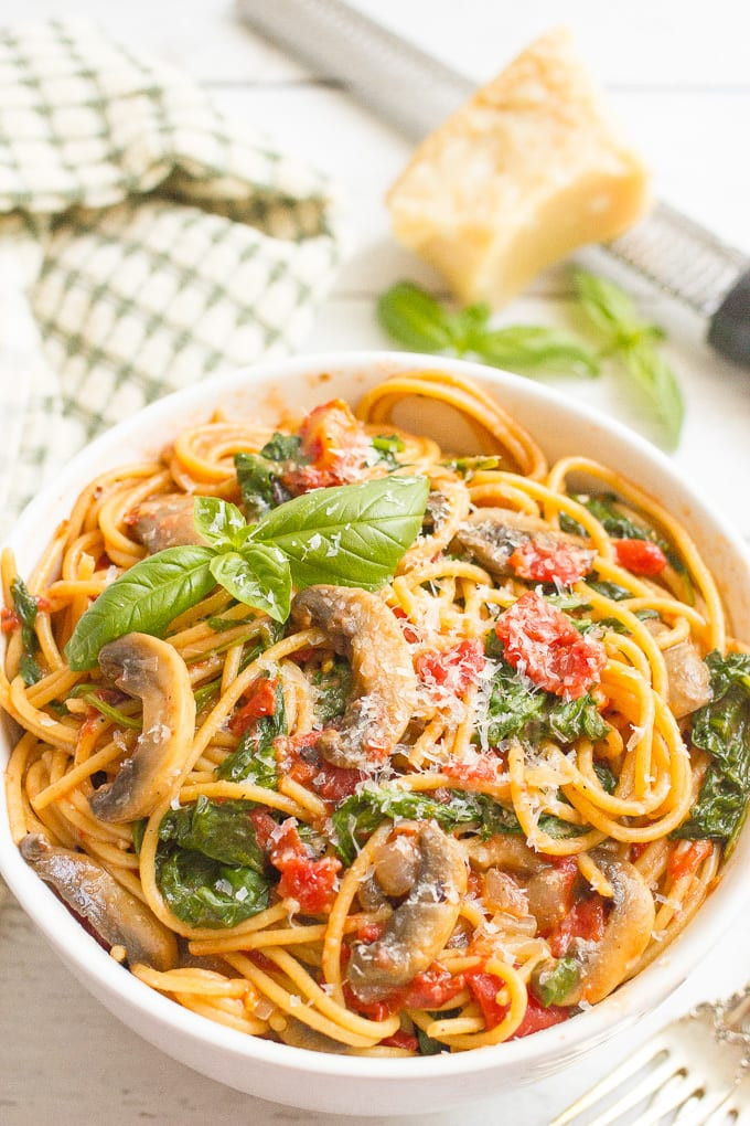 Vegetarian Pasta Recipes
 e pot ve arian spaghetti and a giveaway  Family
