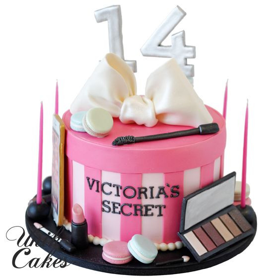 Victoria Secret Birthday Gift
 Victoria secret t box birthday cake