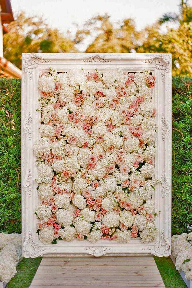 Wall Of Flowers Wedding
 30 Ideas For Decorating Your Wedding Venue With Flowers