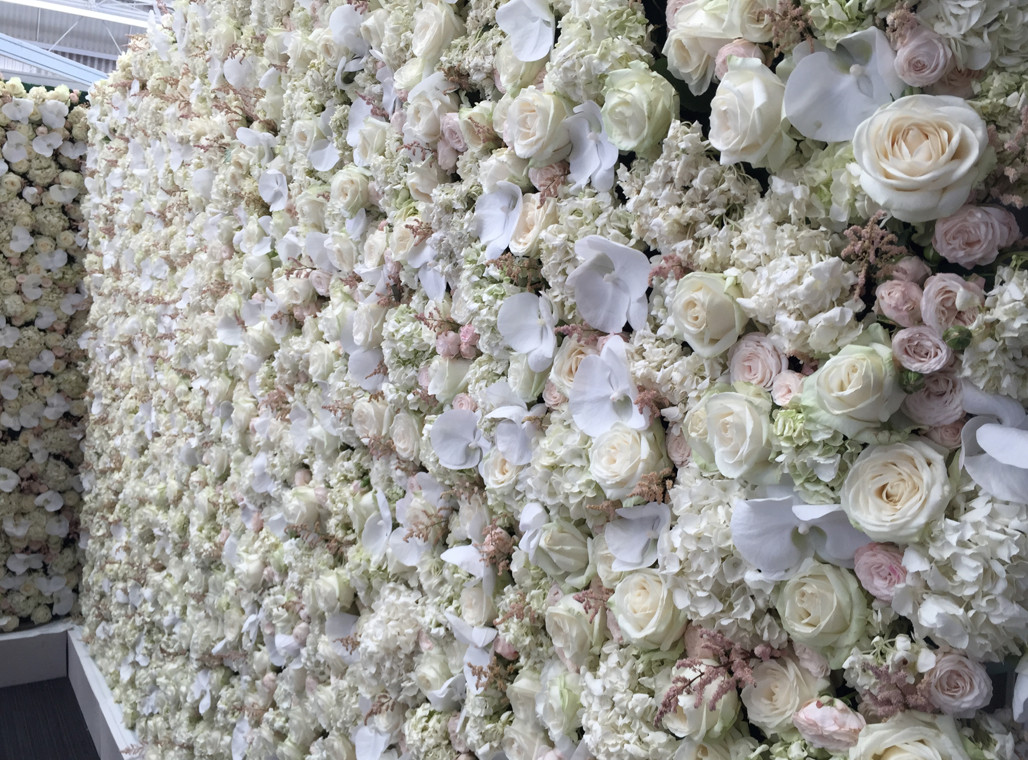 Wall Of Flowers Wedding
 Flower Walls for Wedding Inspiration