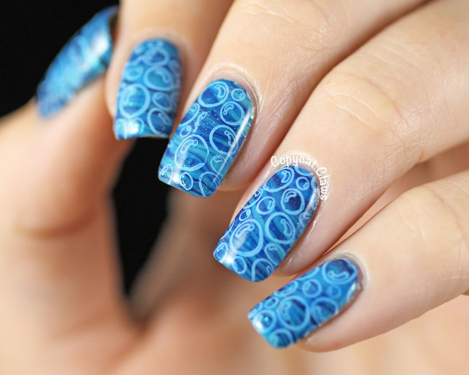 Water Nail Art
 Copycat Claws 31DC2014 Day 20 Blue Water Marble Nail Art