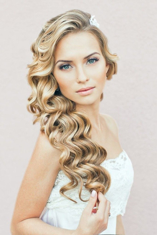Wavy Wedding Hairstyles
 Wedding Curly Hairstyles – 20 Best Ideas For Stylish Brides