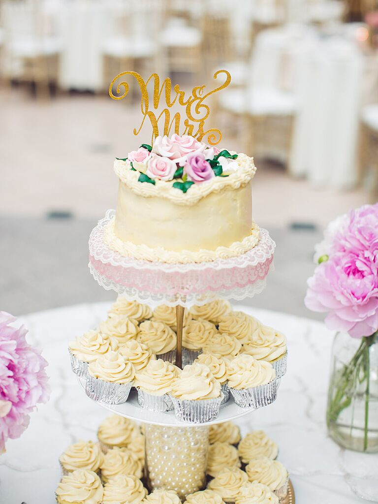 Wedding Cake Idea
 16 Wedding Cake Ideas With Cupcakes