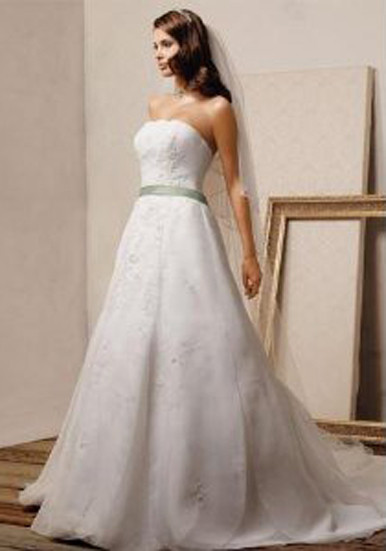 Wedding Dresses Under 300
 10 Breathtaking Wedding Dresses For Under 300 Dollars