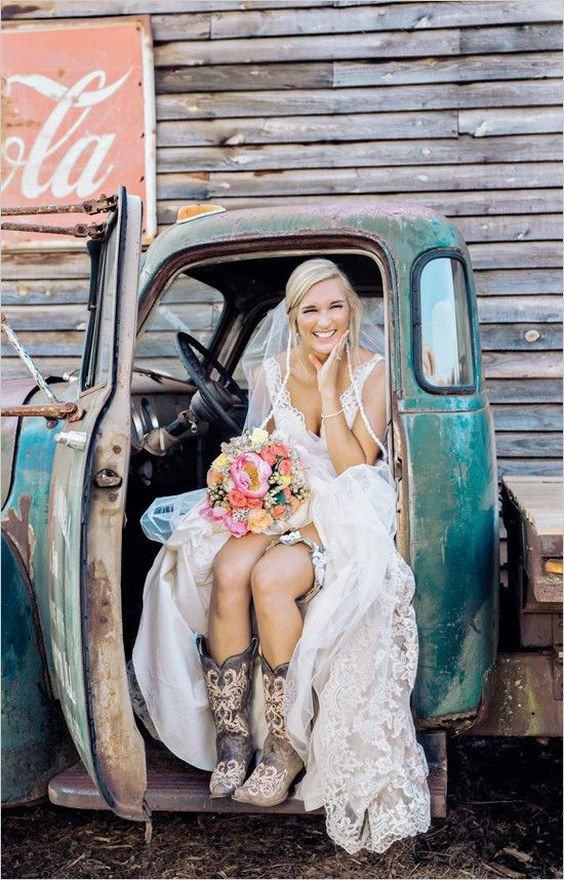 Wedding Dresses With Cowboy Boots
 Dreamy Fairytale Fall Wedding Ideas