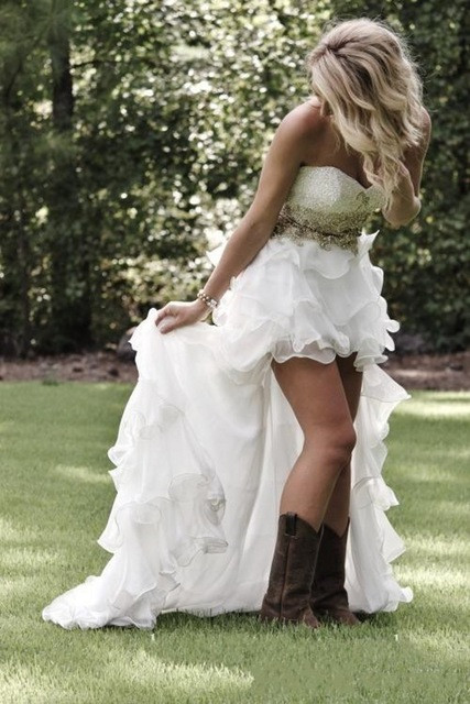 Wedding Dresses With Cowboy Boots
 Dresses to Wear with Cowboy Boots