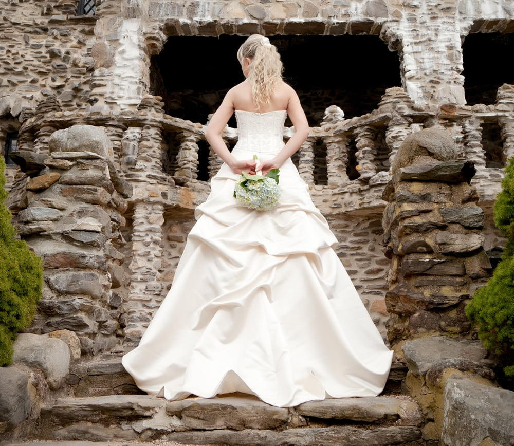 Wedding Gowns Ct
 CT Wedding graphy Gillette Castle Wedding Dress
