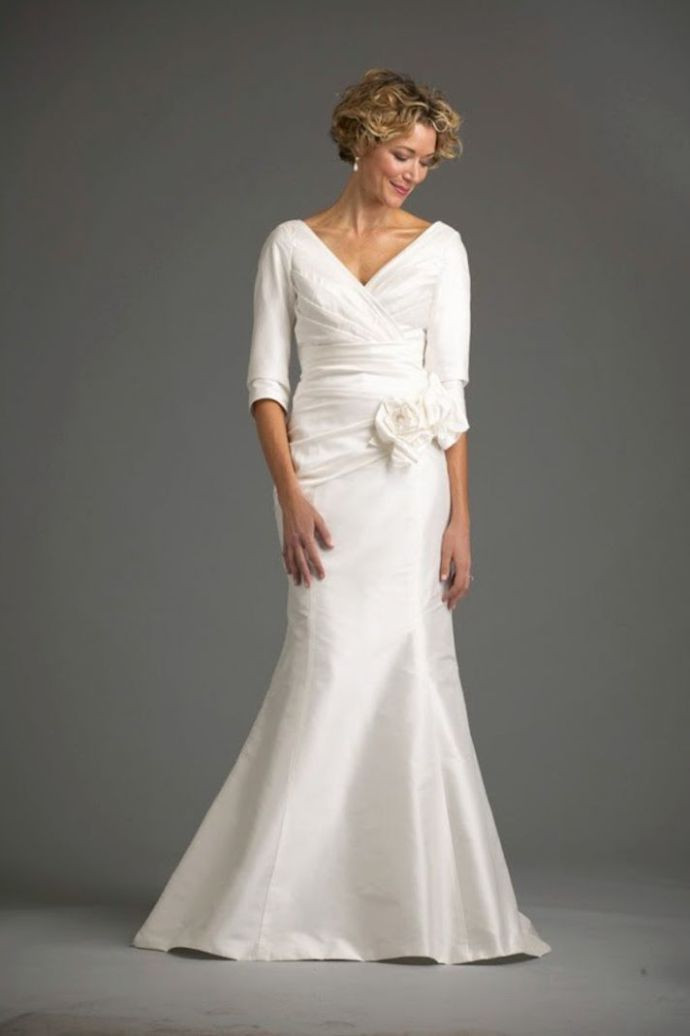 Wedding Gowns For Older Brides With Sleeves
 10 Wedding Gowns Perfect For Women Over 50