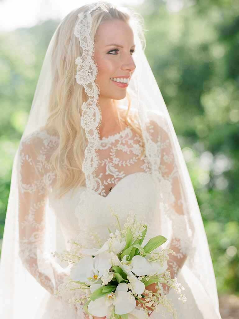 Wedding Hairstyles For Curly Hair With Veil
 20 Wedding Hairstyles for Long Hair With Veils