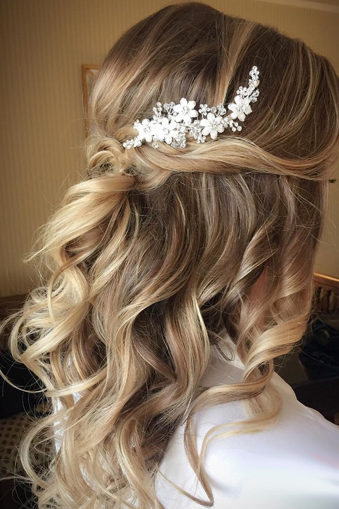 Wedding Hairstyles For Guests
 30 CHIC AND EASY WEDDING GUEST HAIRSTYLES – My Stylish Zoo