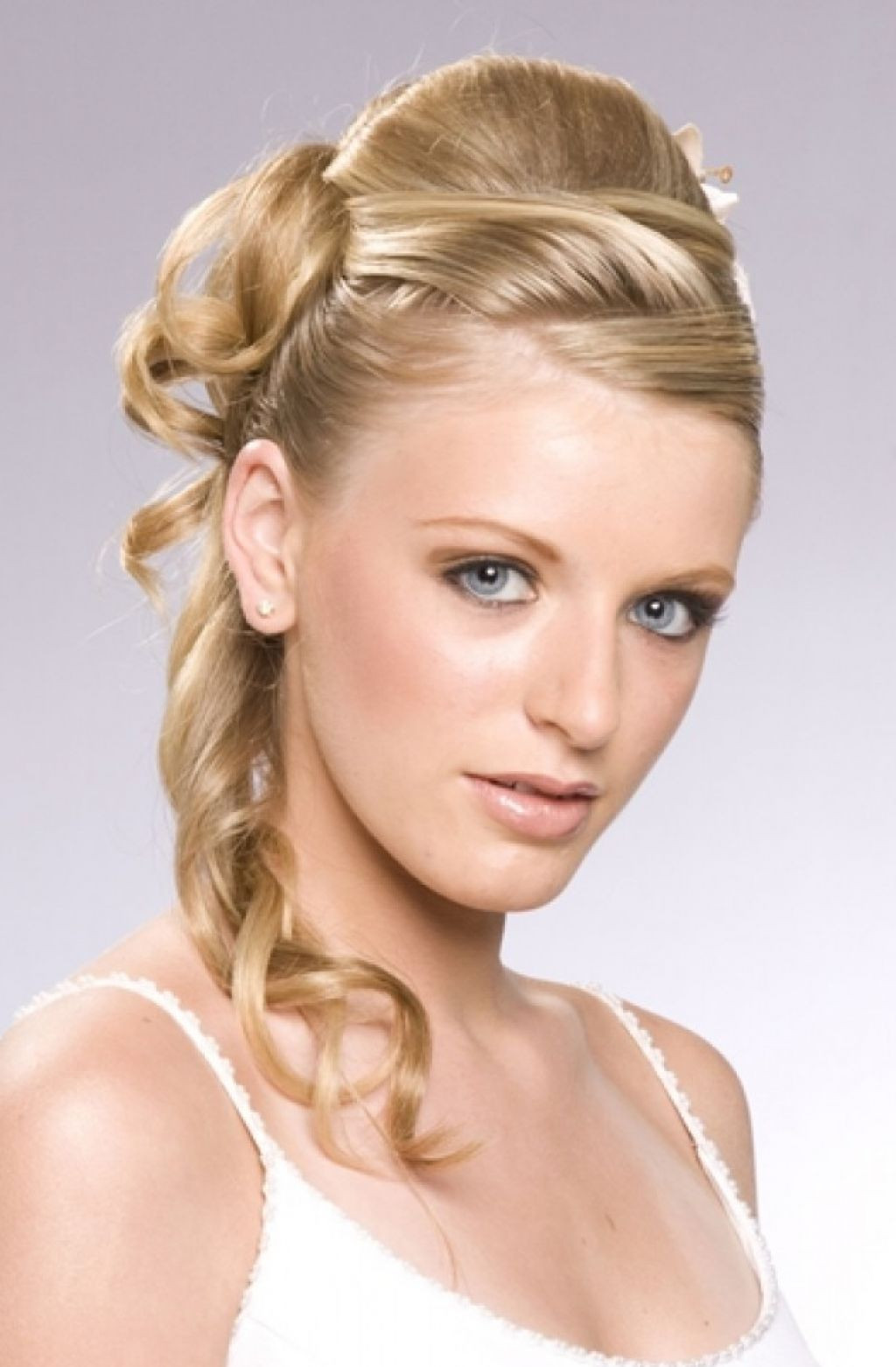Wedding Hairstyles For Women
 30 Gorgeous Wedding Hairstyles ideas for Women MagMent