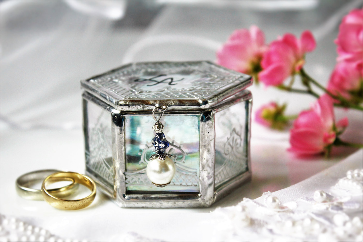 Wedding Ring Boxes
 Custom engagement ring box Glass wedding ring box with pearl