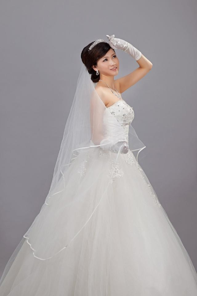 Wedding Veils For Sale Online
 Free shipping Hot sale Wedding jewelry 3 m edge veil