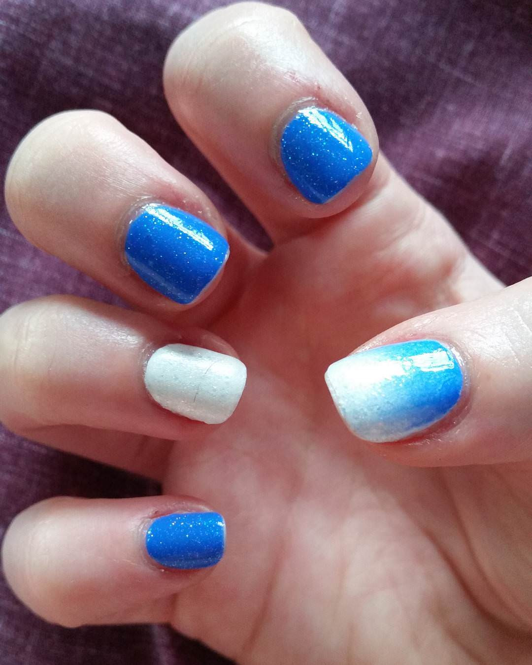 White And Blue Nail Designs
 Awesome Blue and White Nail Designs