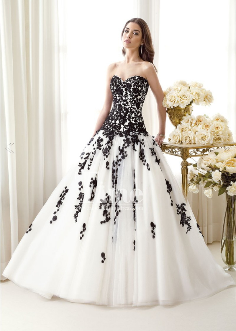 White Wedding Gown
 Tulle Ball Gown Sweetheart Black And White Wedding Dresses