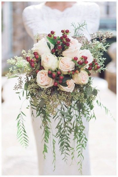 Winter Flowers Wedding
 Pretty Types of Flowers for Winter Wedding Bouquets