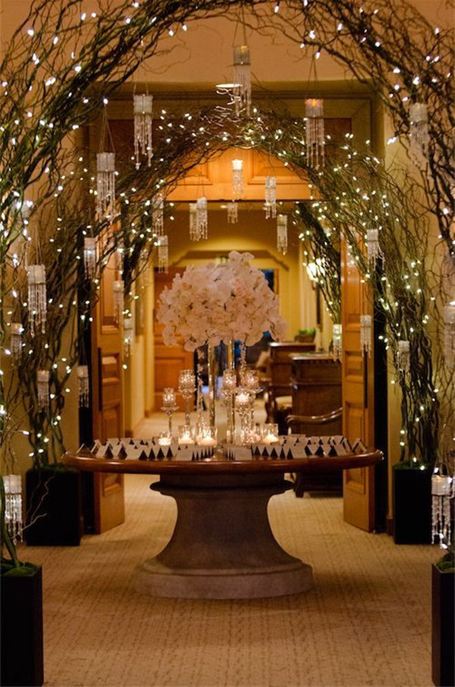 Winter Wedding Decoration Ideas
 15 Ways To Decorate Your Wedding With Twinkle Lights