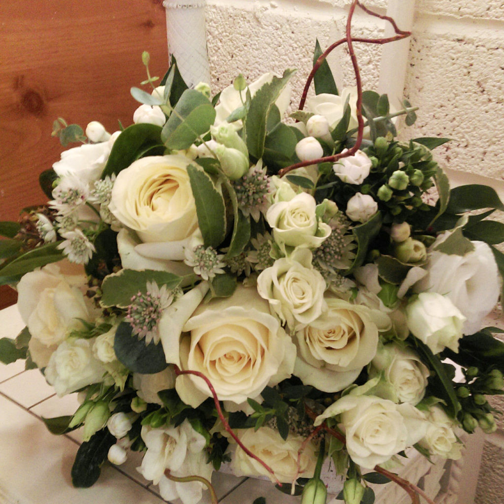Winter Wedding Flowers In Season
 Ask The Experts A Guide To Picking Your Wedding Flowers