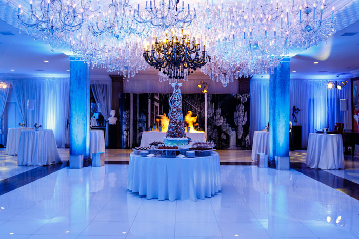 Winter Wonderland Christmas Party Theme Ideas
 A Winter Wonderland Holiday Party Scene 8 Industry pros