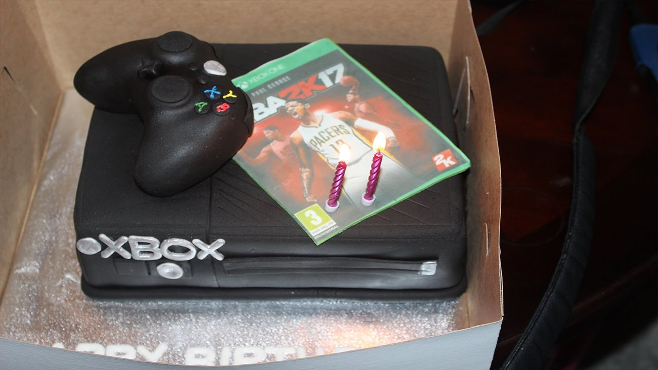 Xbox Birthday Cake
 Birthday Vlog