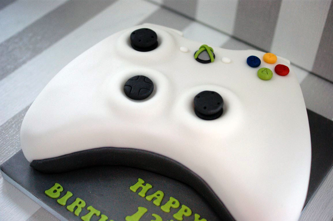 Xbox Birthday Cake
 XBox controller 13th Birthday Cake Bakealous